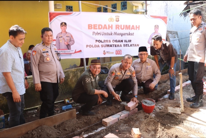 Sentuh Hati Warga, Polres Ogan Ilir Realisasikan Bedah Rumah dan Bantuan Sosial