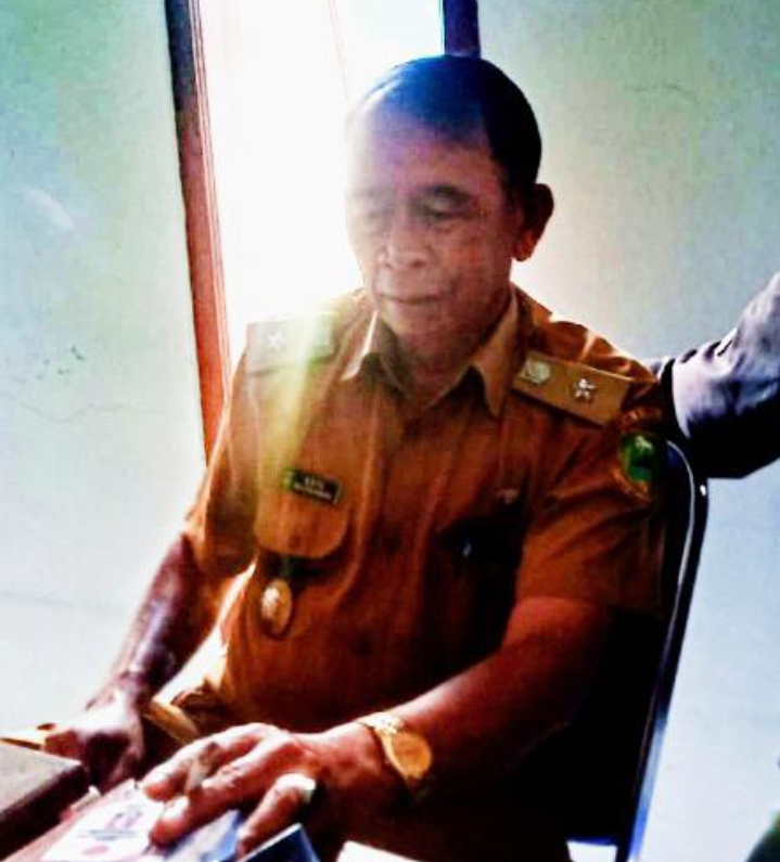 BUMDes Mandiri Sejahtera Kembangkan Usaha Ayam Petelur di Desa Rambatan