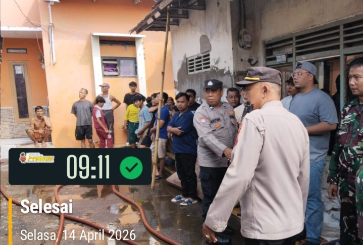 Respon Cepat Polresta Cirebon Tangani Kebakaran Rumah di Desa Galagamba Ciwaringin
