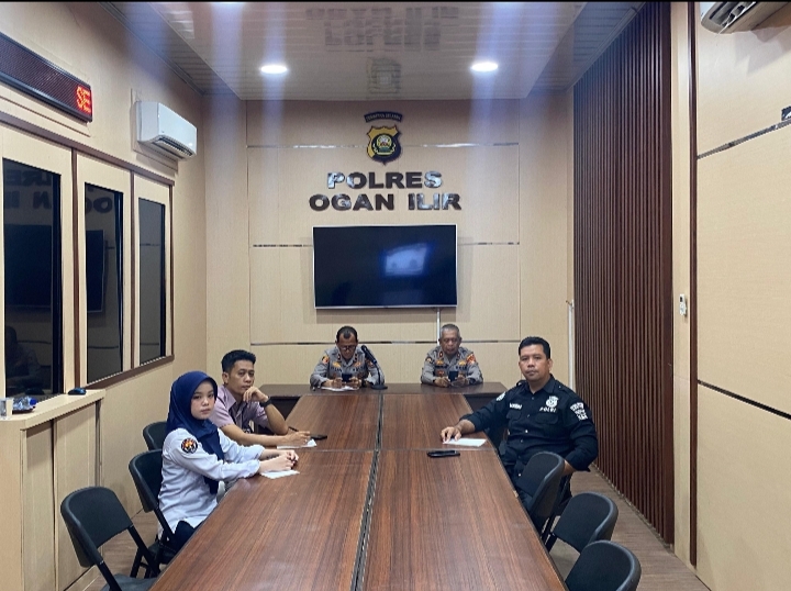 SIE HUMAS POLRES OGAN ILIR IKUT MONITORING KEHUMASAN, WAKAPOLDA SUMSEL: KELOLA INFORMASI SECARA CERDAS