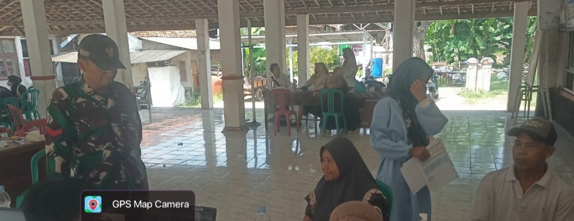 Babinsa Koramil 1611/Losarang Gelar Komsos Bersama Warga Desa Jangga, Ajak Jaga Kamtibmas dan Lingkungan