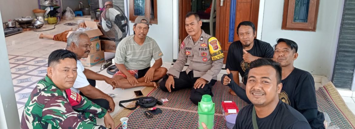 Babinsa Koramil 1601/Indramayu Ajak Warga Pabeanudik Jaga Kamtibmas dan Kebersihan Lingkungan