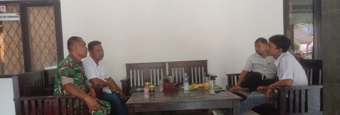Komsos Babinsa Koramil 1605 Sukagumiwang Bersama Pamong Desa Gunungsari