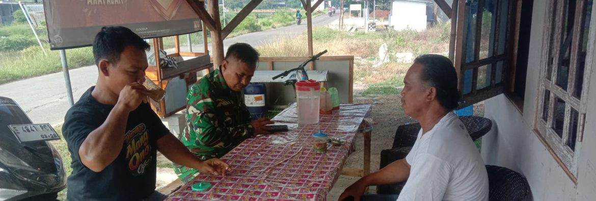 Komsos Babinsa Koramil 1605 Sukagumiwang Bersama Masyarakat Desa Kliwed