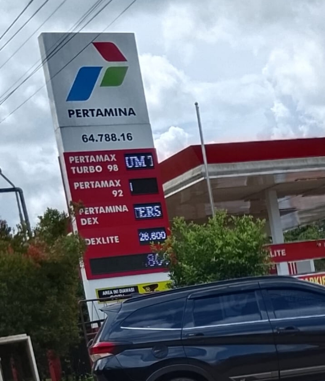 BBM Bersubsidi dan Jeriken yang Tak Pernah Lelah: SPBU 64. 788. 16 di Desa Bengaras,  Diduga Kangkangi  Aturan, Kebal Hukum dan Lemahnya Pengawasan ???