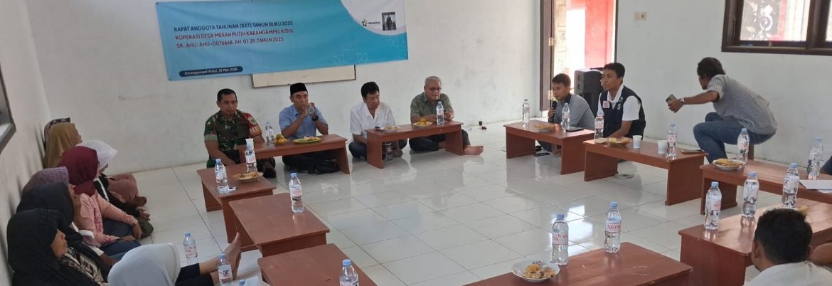 Babinsa Koramil 1608 Karangampel Hadiri Rapat Anggota Tahunan (RAT) Koperasi Desa Merah Putih Karangampel Kidul