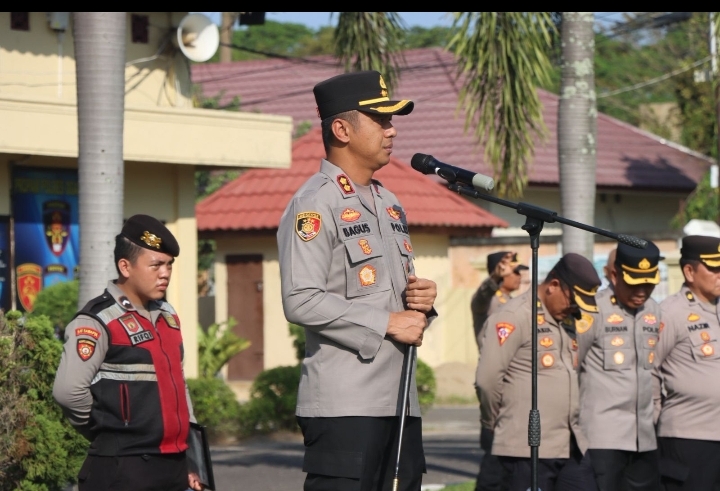 APEL SIAGA 1 MAY DAY, KAPOLRES OGAN ILIR TEKANKAN PENGAMANAN HUMANIS DAN SIAGA PENUH