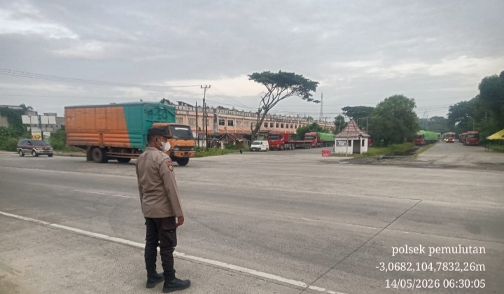 Antisipasi aktivitas masyarakat di hari libur Personel Polsek Pemulutan Ogan ilir Laksanakan Strong Point Pagi cegah  Gangguan Kamtibmas