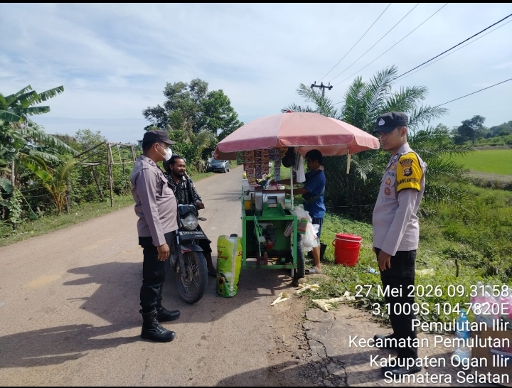 Polsek Pemulutan Intensifkan Patroli dan Pengamanan Ziarah Kubur Saat Hari Raya Idul Adha 1447 H