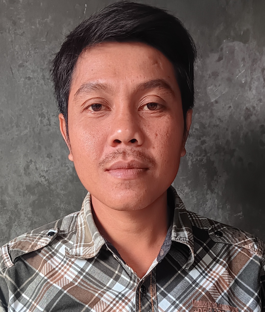 Radisa Warga Indramayu Bangun Usaha Mandiri di Cirebon, Warga Sambut Positif