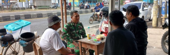 Babinsa Koramil 1605 Sukagumiwang Perkuat Sinergi dengan Tokoh Masyarakat dan Pamong Desa Tulungagung
