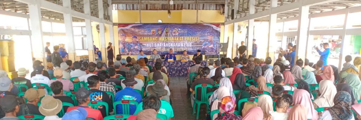 Anggota Koramil 1609/Juntinyuat Sambang Masyarakat Presisi dalam Rangka HUT Bhayangkara ke-80 di Desa Juntinyuat