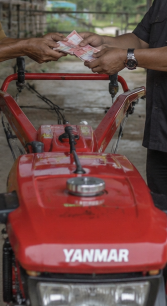 Diduga Ada Pungutan Rp5 Juta untuk Pengambilan Traktor Bantuan di Juntinyuat