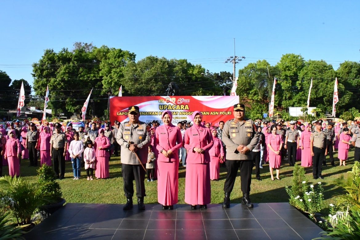 Kapolresta Cirebon Pimpin Korps Raport Kenaikan Pangkat 114 Personel, Tekankan Profesionalisme, Integritas, dan Pengabdian kepada Masyarakat