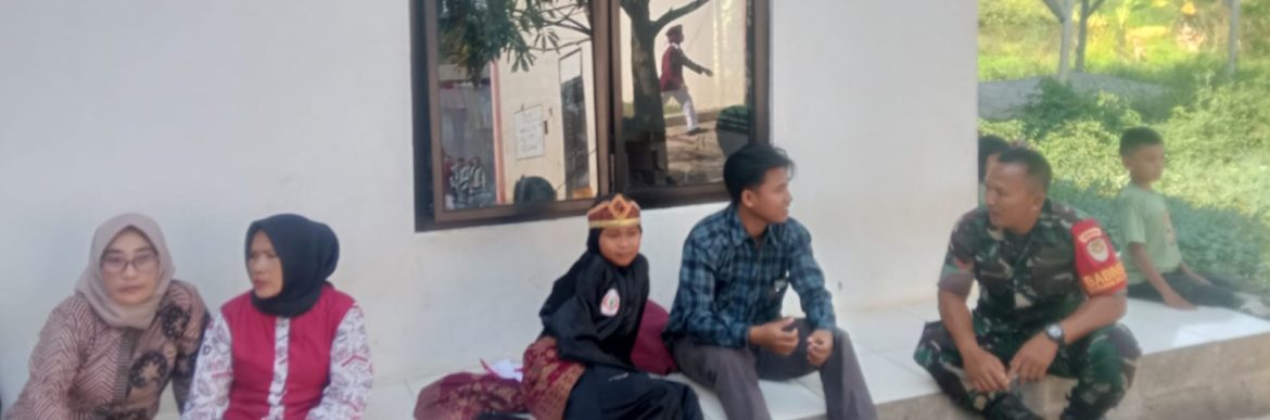 Komsos Koramil 1601/Indramayu Pererat Sinergi dengan Karang Taruna Desa Pekandangan