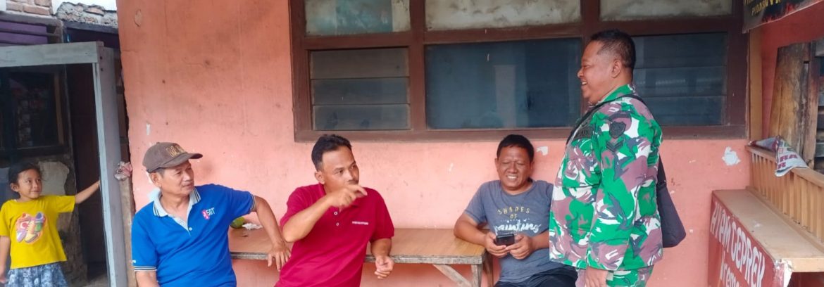 Komsos Babinsa Koramil 1605 Sukagumiwang Pererat Silaturahmi dengan Pamong dan Masyarakat Desa Bondan