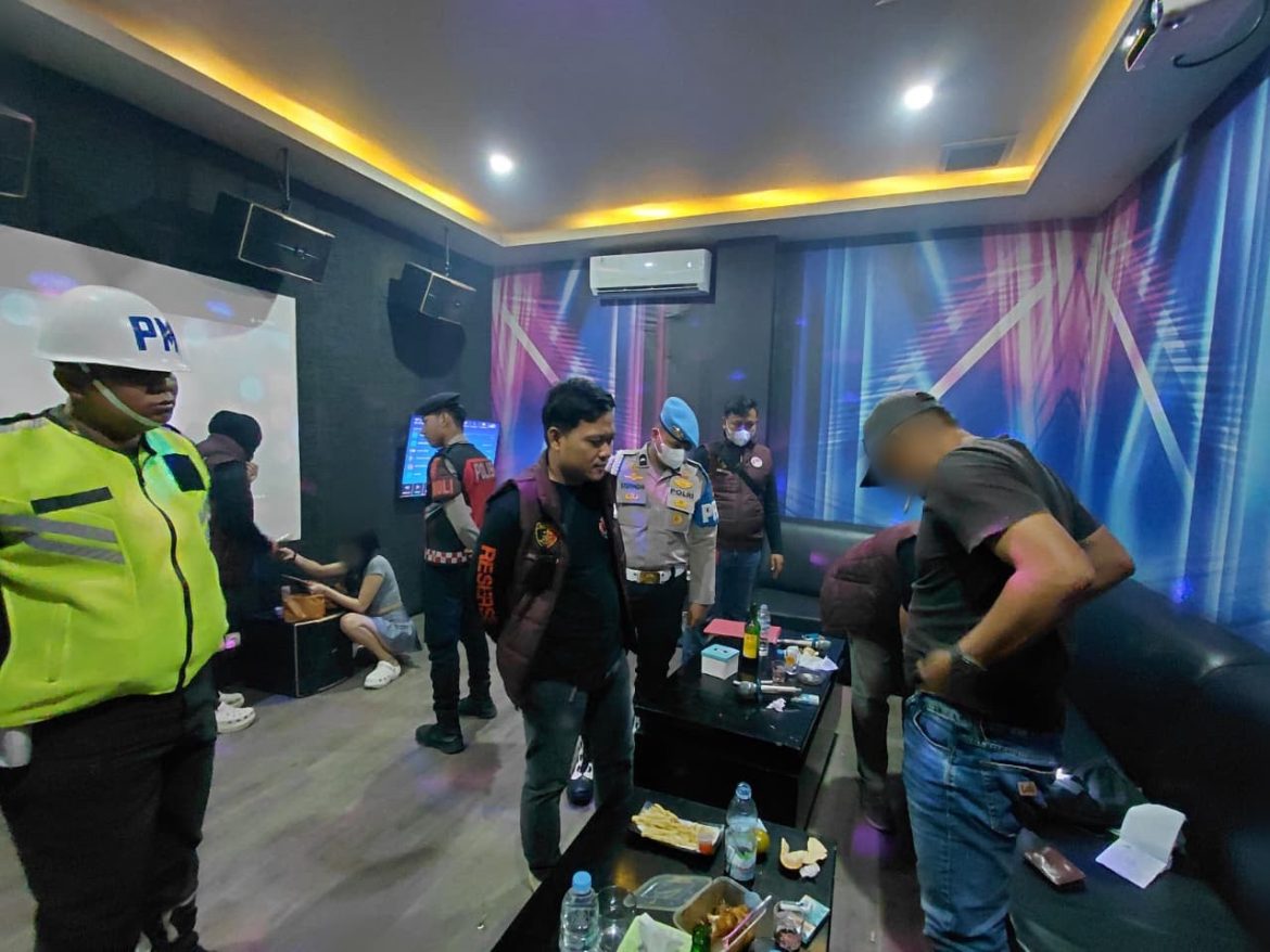 Polresta Cirebon Gelar Razia Tempat Hiburan Malam dan Tes Urine Belasan Pengunjung