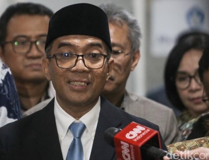 Jangan Jadikan TOEFL sebagai Alat Pemaksaan! Kampus Dilarang Membuat Kebijakan yang Melampaui Undang-Undang