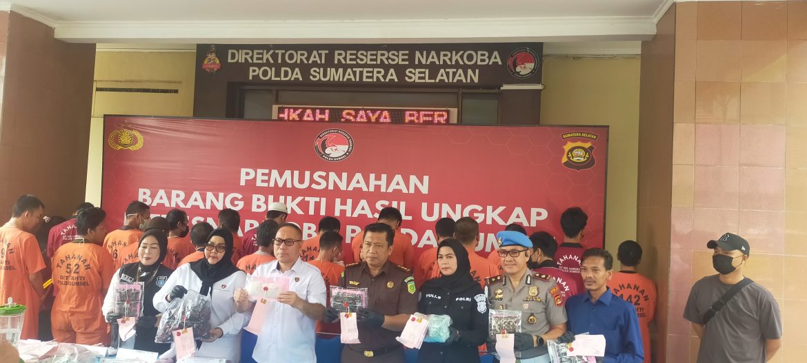 Polda Sumsel Musnahkan Barang Bukti Narkotika Senilai Rp7,9 Miliar, Selamatkan 83 Ribu Jiwa