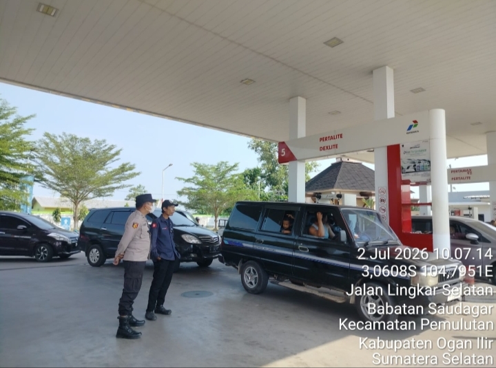 Cegah Kemacetan dan Penyelewengan BBM Bersubsidi, Polsek Pemulutan Ogan Ilir Rutin Patroli SPBU