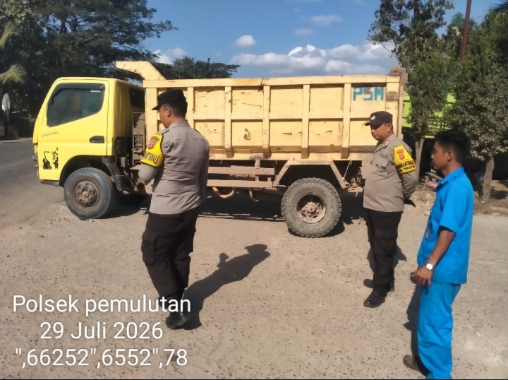 Pastikan Keamanan Polsek Pemulutan Laksanakan Monitoring dan Patroli SPBU Antisipasi Antrean BBM