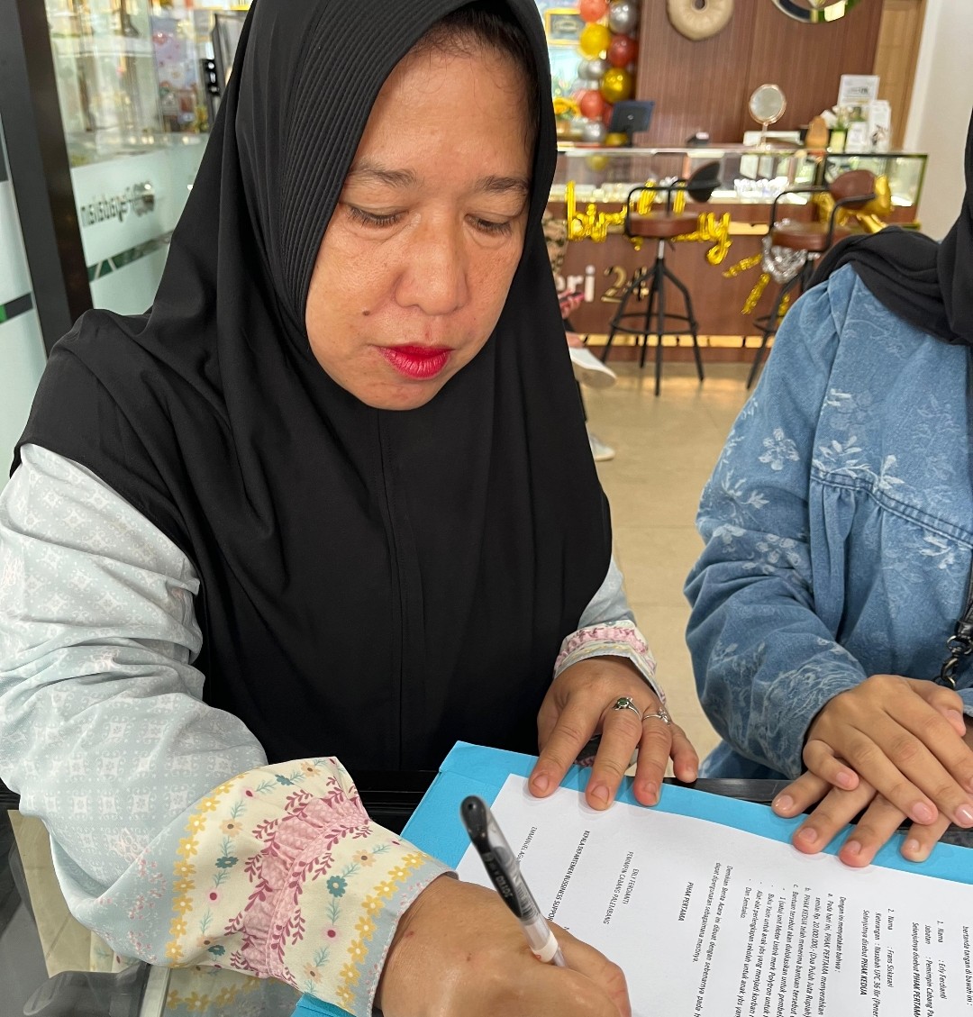 Bantu Anak Tetap Sekolah dan Usaha Keluarga Bangkit, Pegadaian Salurkan Bantuan TJSL