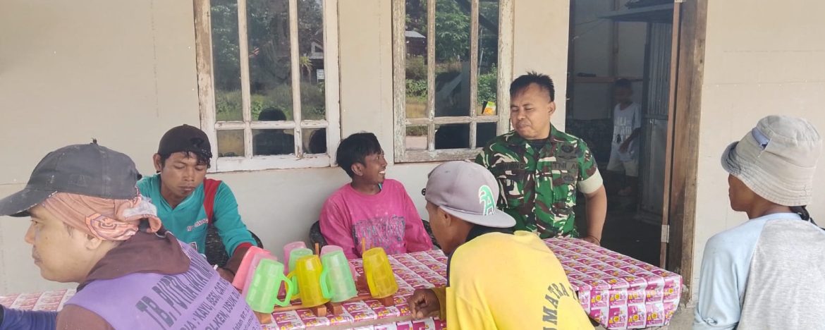 Babinsa Koramil 1605 Sukagumiwang Gelar Komsos di Desa Kliwed