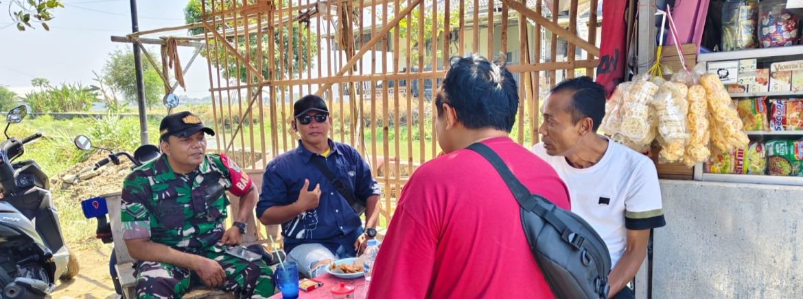 Babinsa Koramil 1608 Karangampel Perkuat Silaturahmi dan Imbau Warga Jaga Kondusivitas Lingkungan