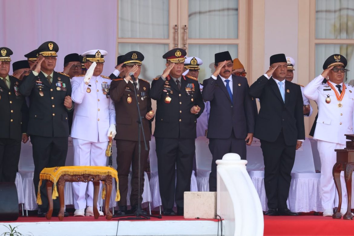 KAPOLDA KEPRI IKUTI UPACARA HUT KE-81 KEMERDEKAAN RI, PERKUAT SINERGI JAGA KEAMANAN KEPRI ‎