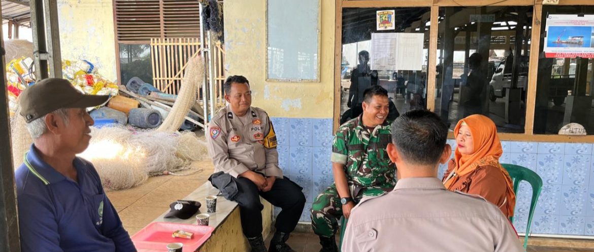 Komsos Babinsa Koramil 1601/Indramayu Bersama Masyarakat Desa Majakerta