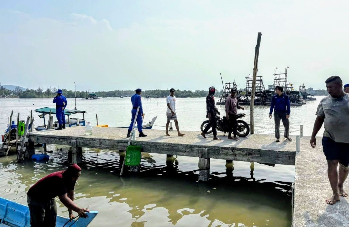 Sat Polairud Polres Bangka Berikan Teguran Keras Kepada Penambangan Timah ilegal di Dermaga Ciu