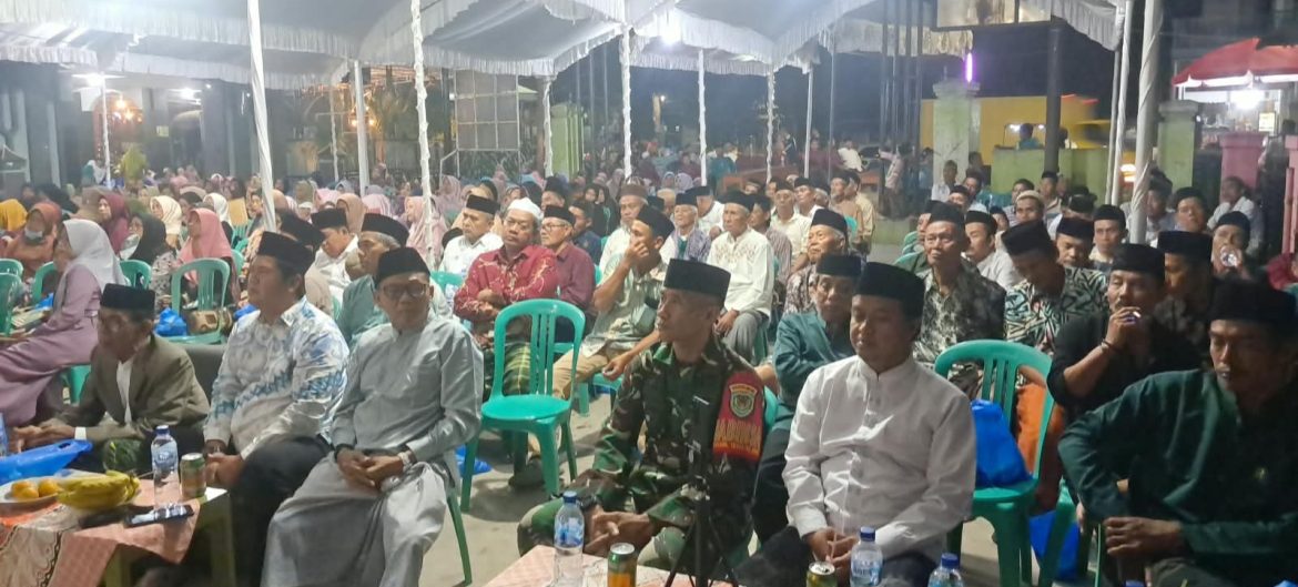 Koramil 1608 Karangampel Hadiri Maulid Nabi Muhammad SAW di Desa Mundu