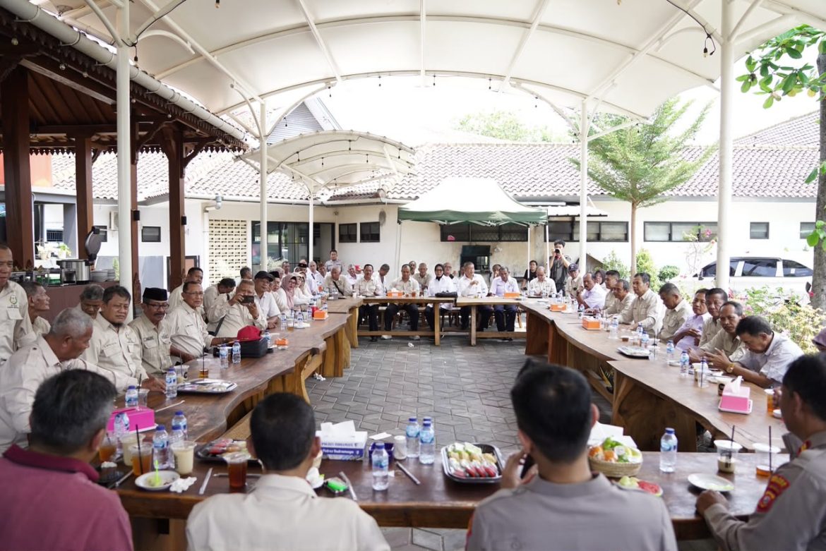 *”SILATURAHMI KAPOLRES INDRAMAYU DENGAN KELUARGA BESAR PERSATUAN PURNAWIRAWAN ( PP POLRI ) CABANG KAB. INDRAMAYU”*