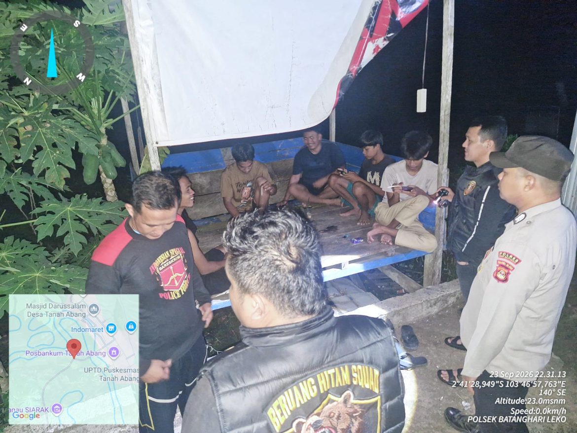 Patroli Malam, Kapolsek Batanghari Leko Imbau Anak dan Remaja Tak Keluyuran Larut Malam
