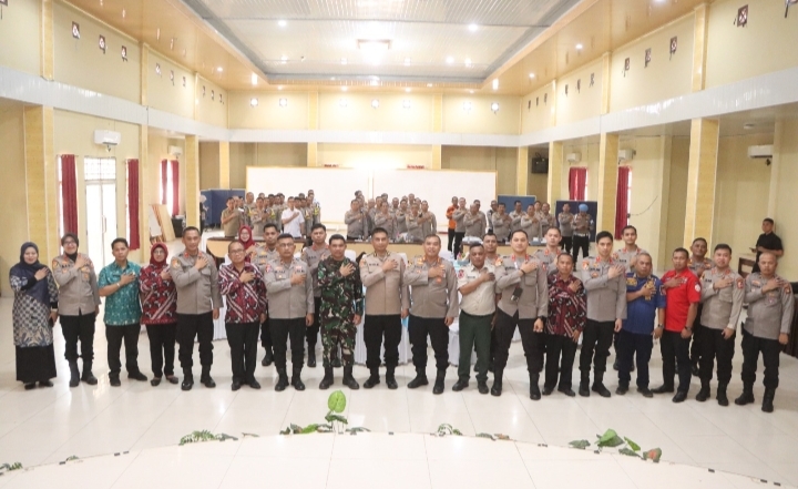 Serdik Sespimmen Dikreg ke-67 Terjun Langsung Tangani Karhutla di Banyuasin