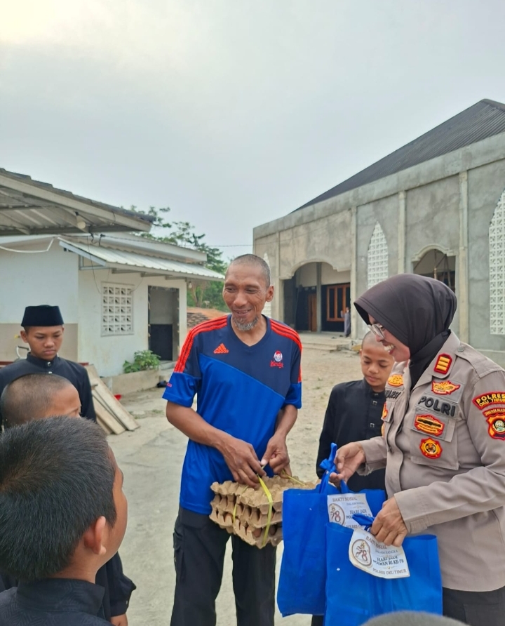 Polda Sumsel Perkuat Kepedulian Sosial, Polres OKU Timur Berbagi dengan Anak Yatim