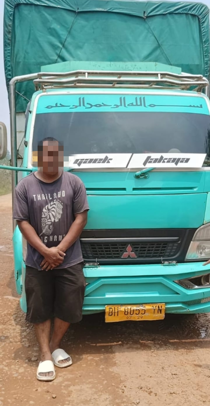 ANGKUT 11 RIBU LITER SOLAR CONG ILEGAL, TRUK MENUJU JAMBI DITANGKAP POLSEK BATANGHARI LEKO