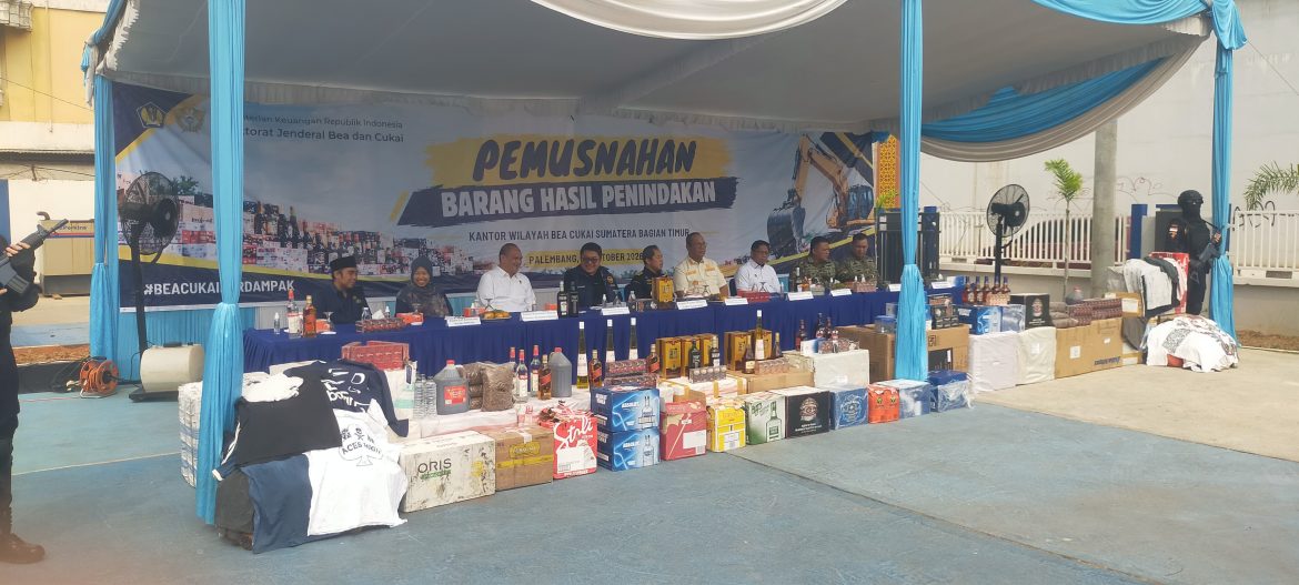 Bea Cukai Sumbagtim Musnahkan 22,4 Juta Batang Rokok Ilegal, Potensi Kerugian Negara Rp20,56 Miliar