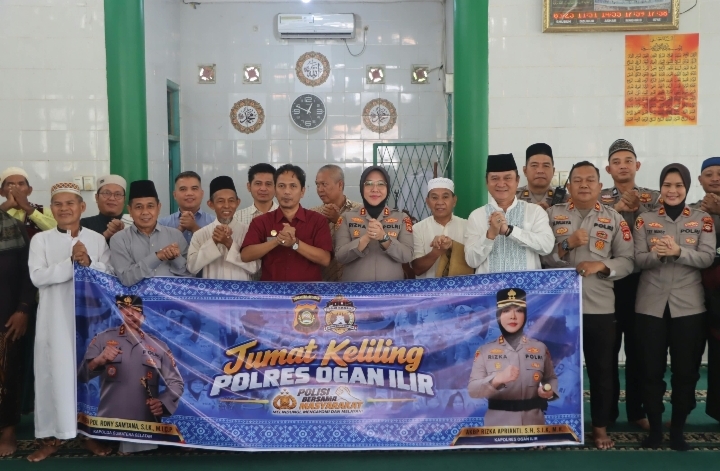 Polres Ogan Ilir Gencarkan Jum’at Keliling, Bakti Kesehatan Dan Mobil  Senyum, Perkuat Sinergi Polri Dengan Masyarakat Di Pelosok Desa